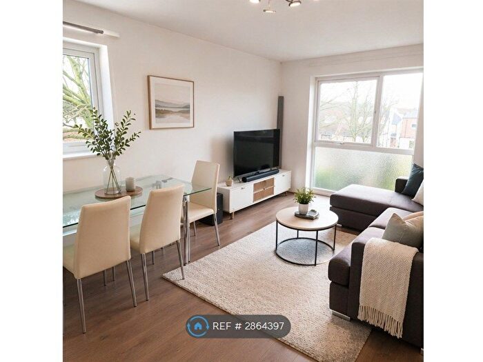 1 Bedroom Flat To Rent In Hinton Road, Wallington, SM6