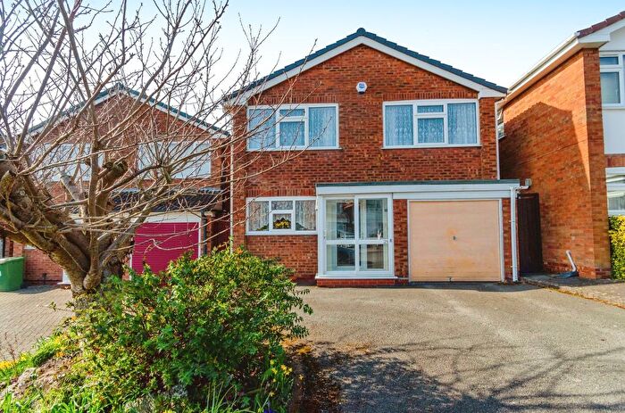 4 Bedroom Detached House For Sale In Bodmin Rise, Walsall, West Midlands, WS5