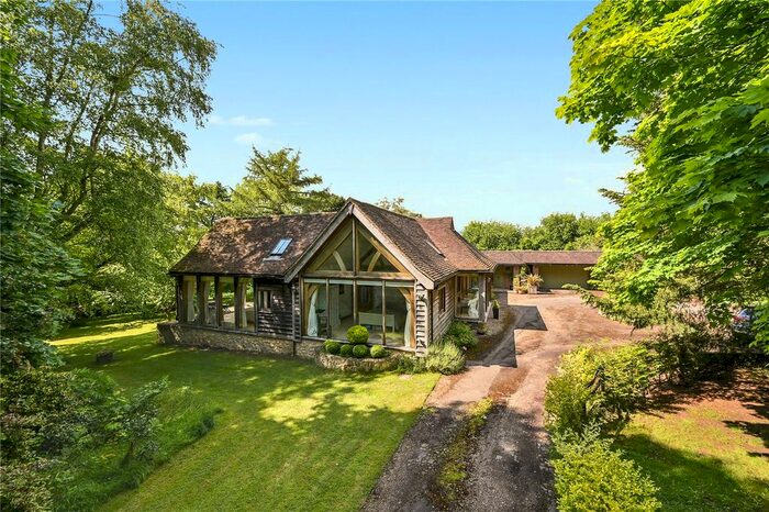 4 Bedroom Detached House For Sale In Charing Heath, Ashford, Kent, TN27