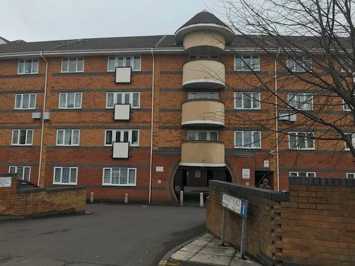 2 Bedroom Flat To Rent In Oxford Road, Reading, RG30