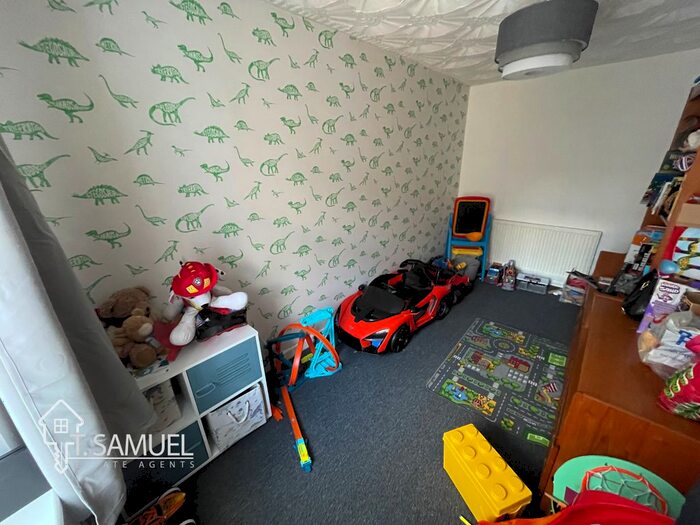 2 Bedroom Terraced House For Sale In High Street, Mountain Ash, CF45
