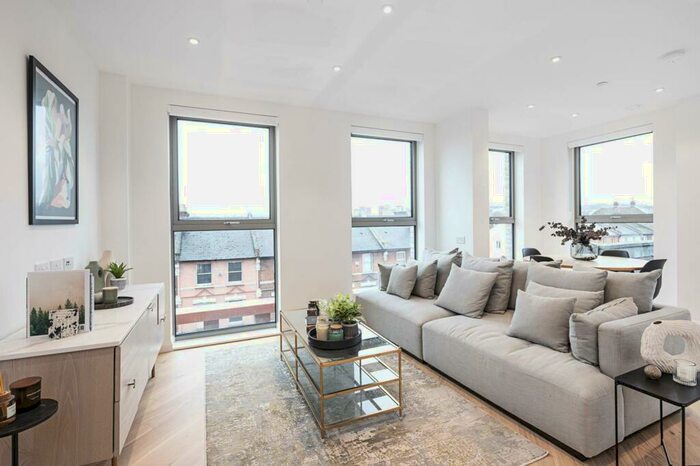 1 Bedroom Flat To Rent In High Road, Wood Green, London, N22