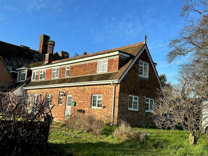2 Bedroom Terraced House For Sale In Horringford, Newport, PO30