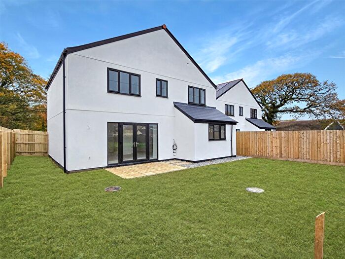 4 Bedroom House For Sale In Whitstone, Holsworthy, Devon, EX22