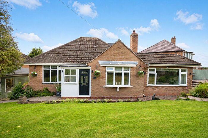 3 Bedroom Detached Bungalow For Sale In Eden Road, Solihull, B92