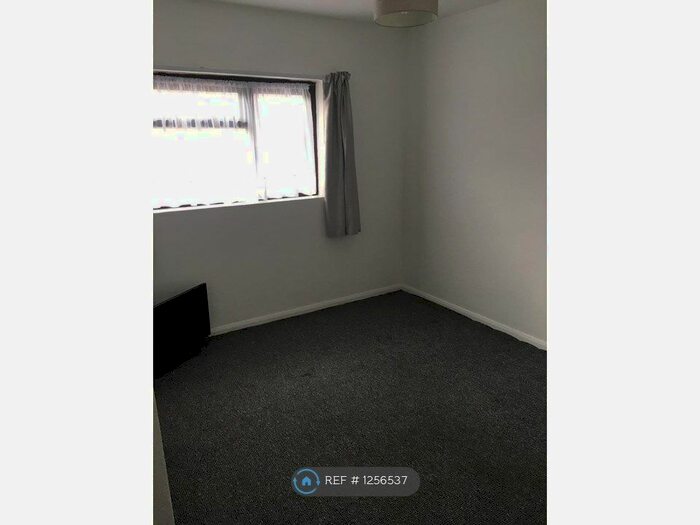 2 Bedroom Flat To Rent In Nolloth Crescent, Beverley HU17