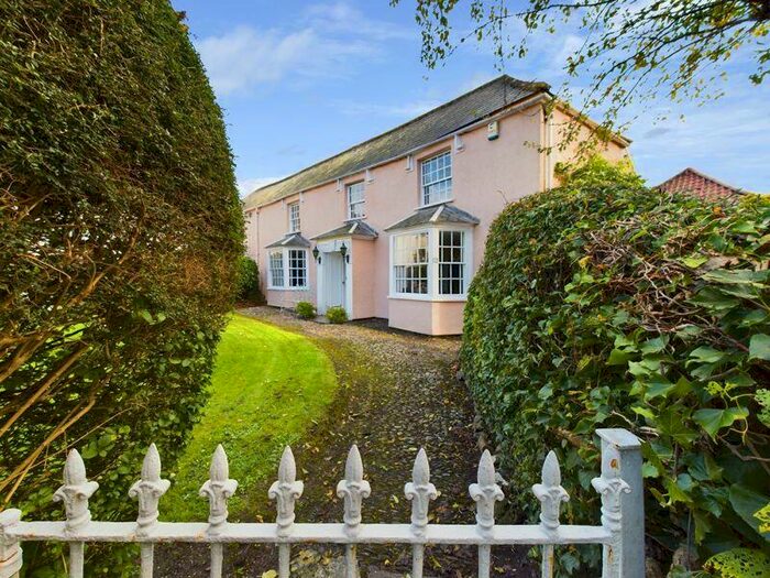 4 Bedroom End Of Terrace House For Sale In South Road, Lympsham, North Somerset, BS24