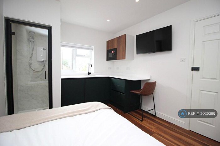 Studio To Rent In St. Pauls Road, Cheltenham, GL50