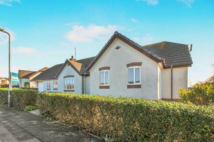 3 Bedroom Detached Bungalow For Sale In Rhydwyn, Holyhead, LL65