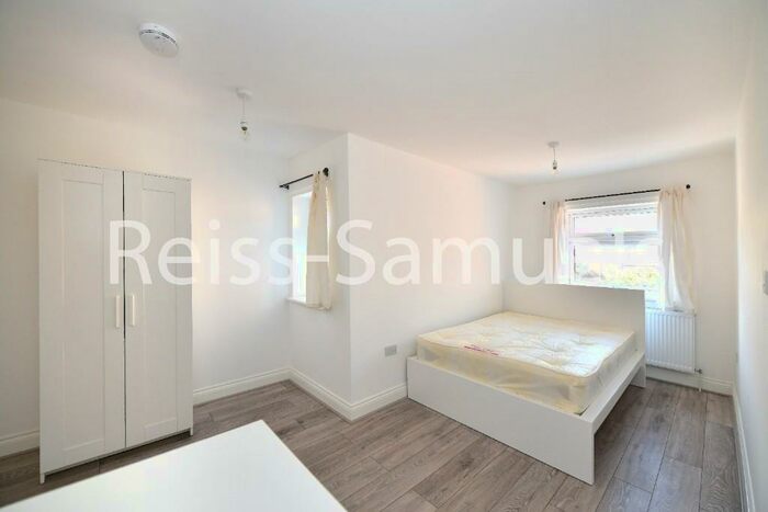 5 Bedroom Terraced House To Rent In Lockesfield Place, Isle Of Dogs, Docklands, London, E14