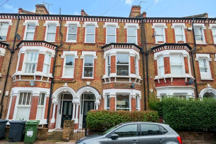 6 Bedroom Terraced House To Rent In Tremadoc Road, London, SW4