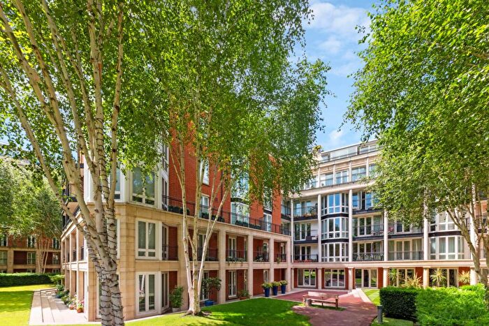 2 Bedroom Apartment To Rent In Benham House, Coleridge Gardens, Chelsea, SW10