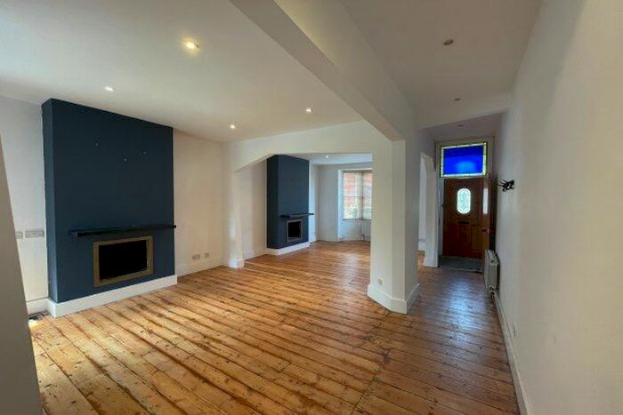 3 Bedroom Property To Rent In Avenue Road, Southampton, SO14