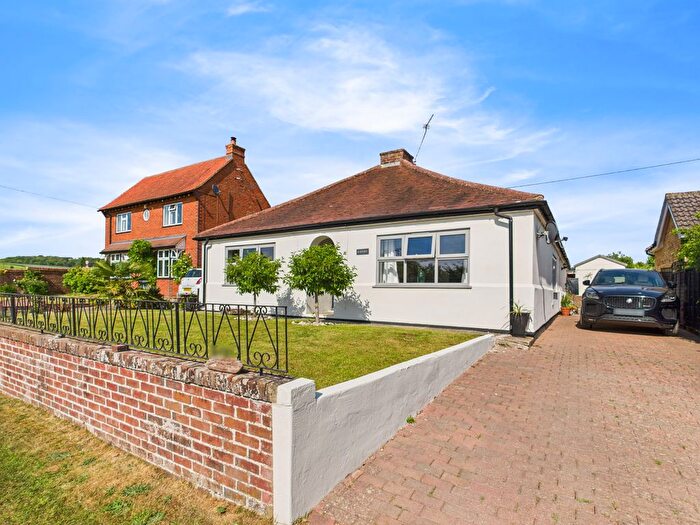 4 Bedroom Detached Bungalow For Sale In Winchbottom Lane, Marlow, Buckinghamshire, SL7