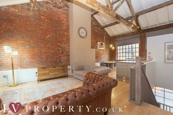 2 Bedroom Town House To Rent In Mint Drive, Jewellery Quarter, B18