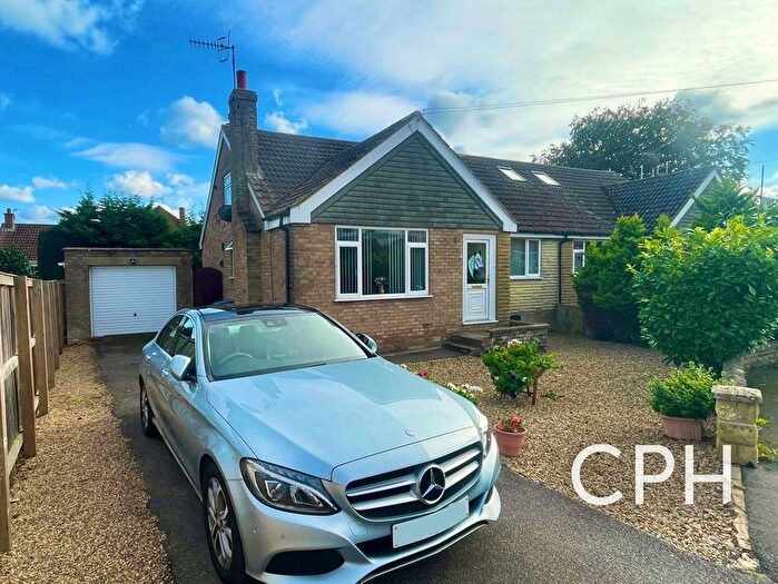 2 Bedroom Semi-Detached Bungalow For Sale In Farside Road, West Ayton, YO13
