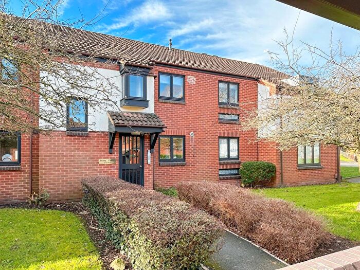 2 Bedroom Flat To Rent In Spring Pool, Warwick, CV34