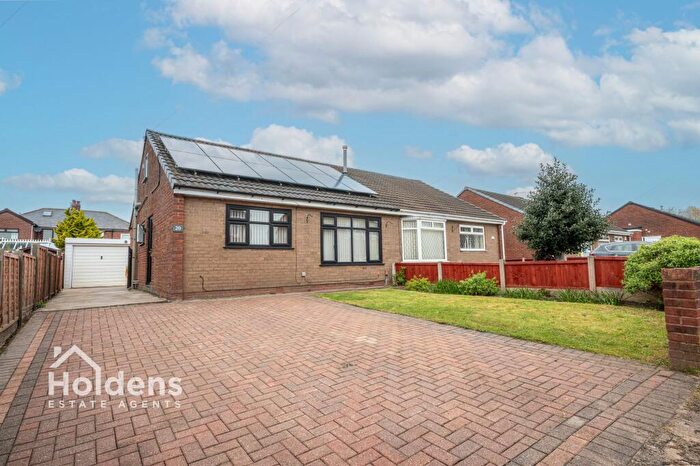 3 Bedroom Semi Detached House For Sale In Irongate, Bamber Bridge, PR5