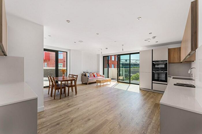 3 Bedroom Penthouse To Rent In Monier Road, London, E3