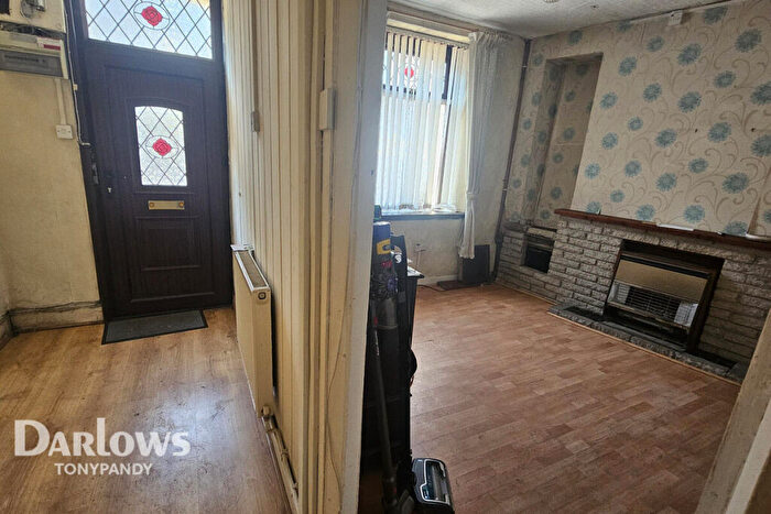 3 Bedroom End Of Terrace House For Sale In High Street, Cymmer, Porth, CF39