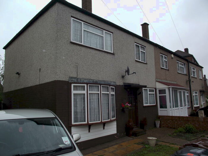 3 Bedroom House To Rent In Curzon Crescent, Barking, IG11