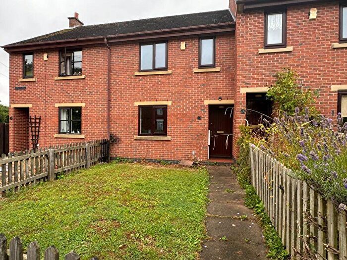 2 Bedroom Terraced House To Rent In High Street, Swadlincote, DE12