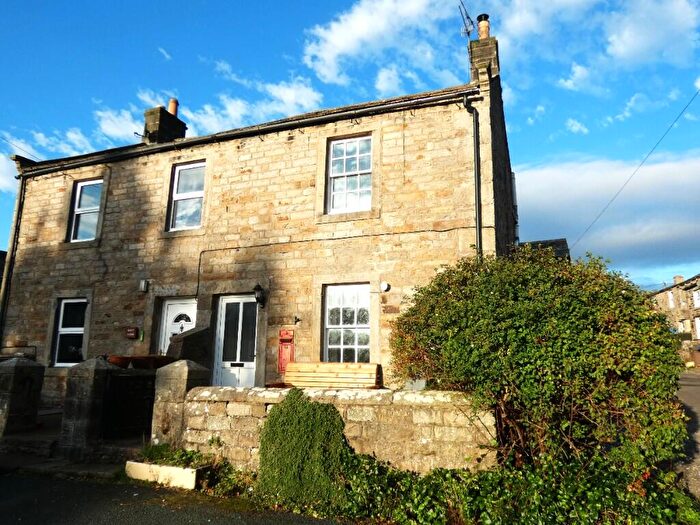 3 Bedroom Cottage For Sale In Greystones, Gunnerside, Swaledale, DL11