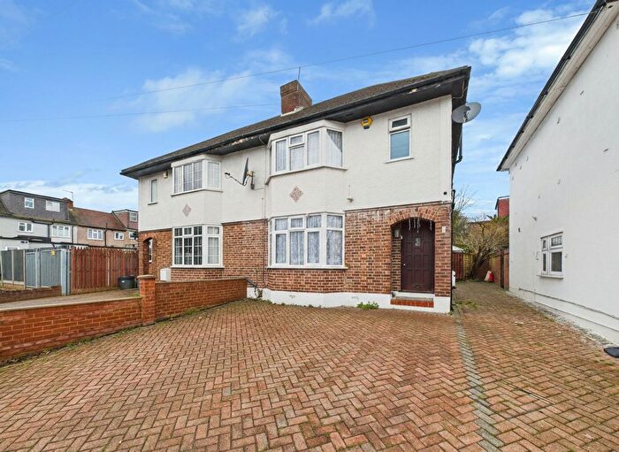 3 Bedroom Property For Sale In West Mead, Ruislip, HA4