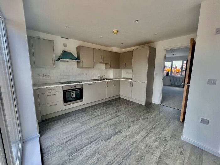 4 Bedroom House To Rent In St. Swithins Close, Bicker, Boston, PE20