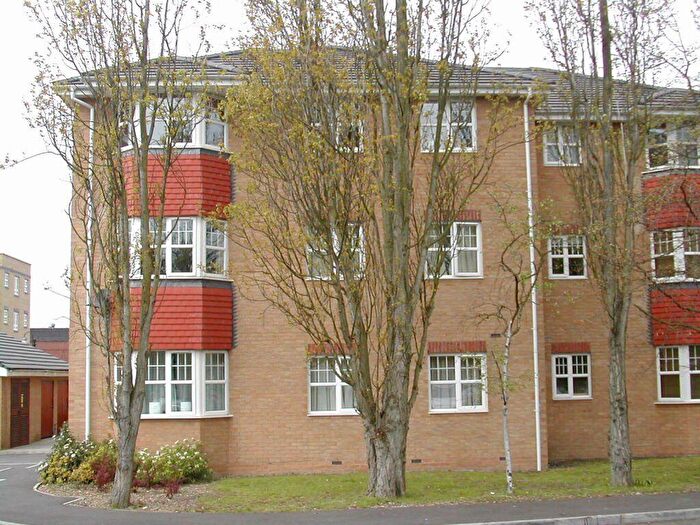 1 Bedroom Flat To Rent In Petty Cross, Burnham, SL1