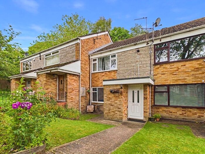 1 Bedroom Flat To Rent In Tintern Avenue, Tyldesley, M29