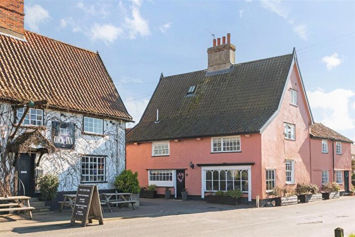 6 Bedroom Detached House For Sale In Fair Green, Diss, IP22