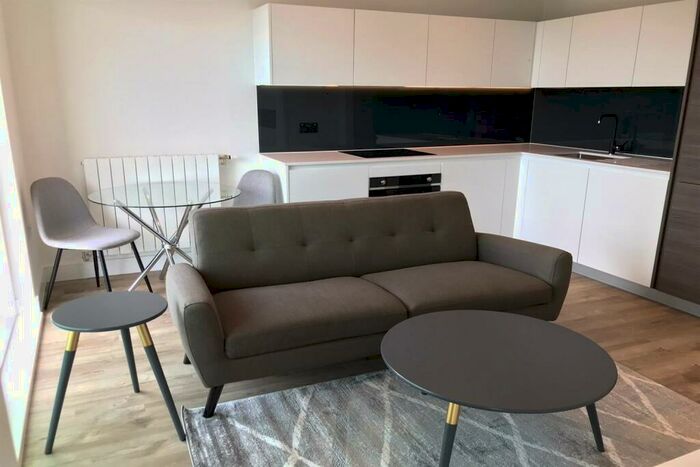 Apartment To Rent In Quill House, Plowden Road, SE3