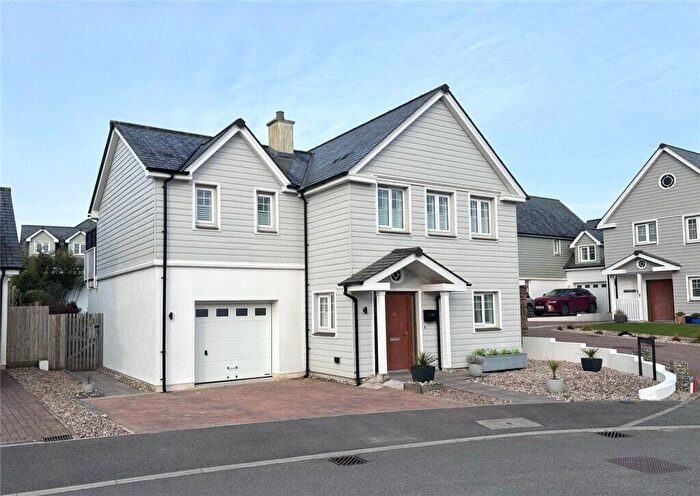4 Bedroom Detached House For Sale In Polpennic Drive, Padstow, Cornwall, PL28