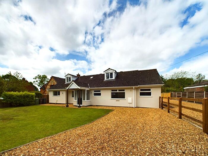 5 Bedroom Detached House To Rent In Marlpit Road, Thompson, IP24