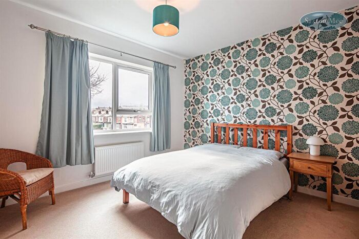 2 Bedroom Apartment For Sale In The Willows, Middlewood Road Hillsborough, Sheffield, S6