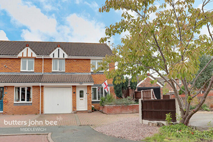 3 Bedroom Semi-Detached House For Sale In Milton Close, Middlewich, CW10