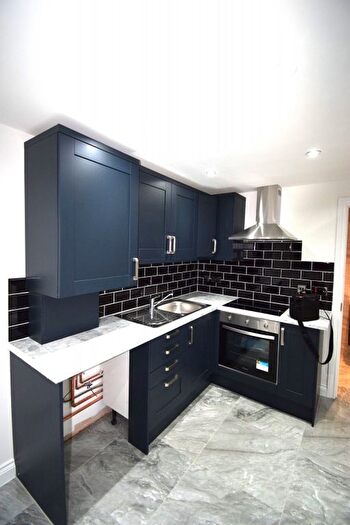 2 Bedroom Flat To Rent In Dagenham, RM8