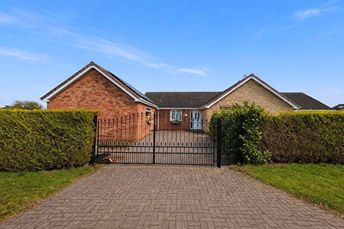 4 Bedroom Detached Bungalow For Sale In Moor Lane, Caistor, LN7