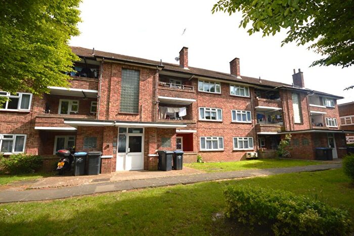 2 Bedroom Flat To Rent In The Mall, Harrow, HA3