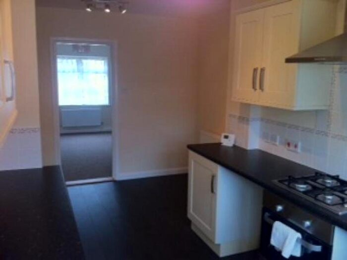 3 Bedroom Terraced House To Rent In Totland Road, Cosham, Portsmouth, PO6