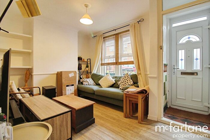 2 Bedroom Terraced House To Rent In Whitehead Street, Swindon, SN1