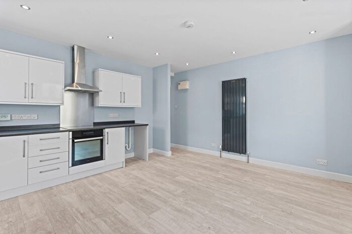 2 Bedroom Flat To Rent In Spencer Road, Spencer House, BN21