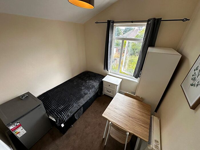 Studio To Rent In Lancaster Road, Barnet, EN4
