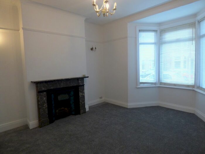 2 Bedroom Flat To Rent In Trewhitt Road, Heaton, Newcastle Upon Tyne, NE6