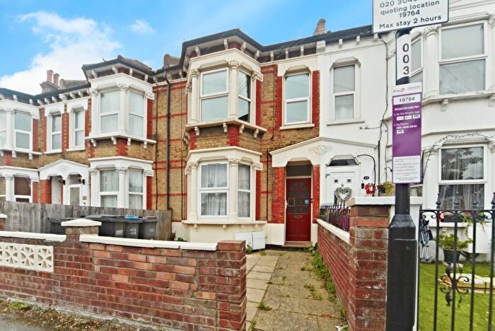 1 Bedroom Flat To Rent In Seneca Road, Thornton Heath, CR7
