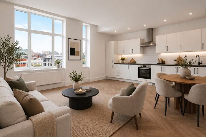 2 Bedroom Flat To Rent In Richmond Hill, Bournemouth, BH2