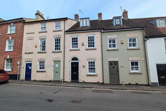 3 Bedroom Town House For Sale In White Cliff Mill Street, Blandford Forum, Dorset, DT11