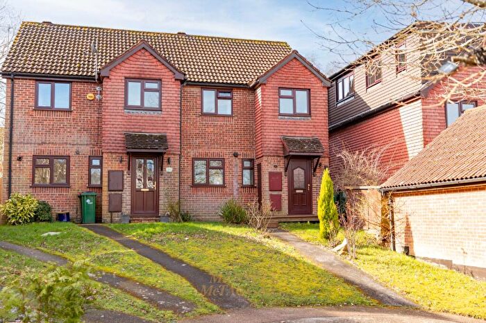 3 Bedroom Semi-Detached House For Sale In Wilberforce Close, Crawley, RH11