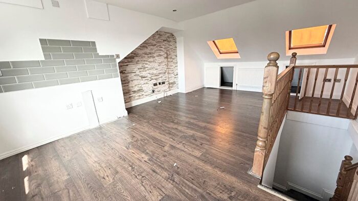 4 Bedroom Property To Rent In Rayners Lane, Harrow, HA2